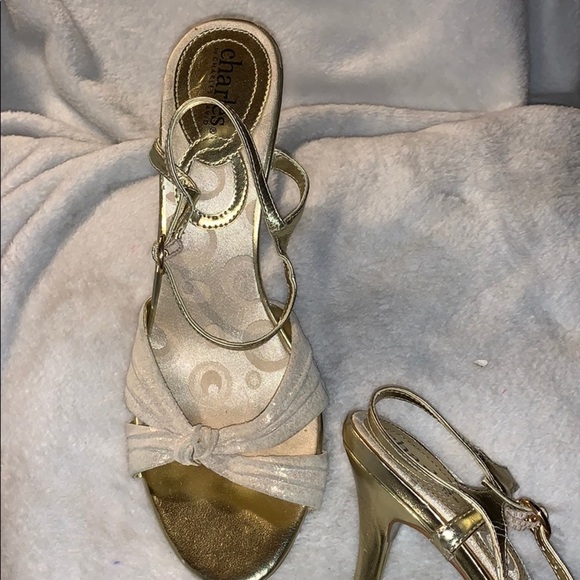 Charles by Charles David Strappy Gold Sandals - Picture 5 of 9